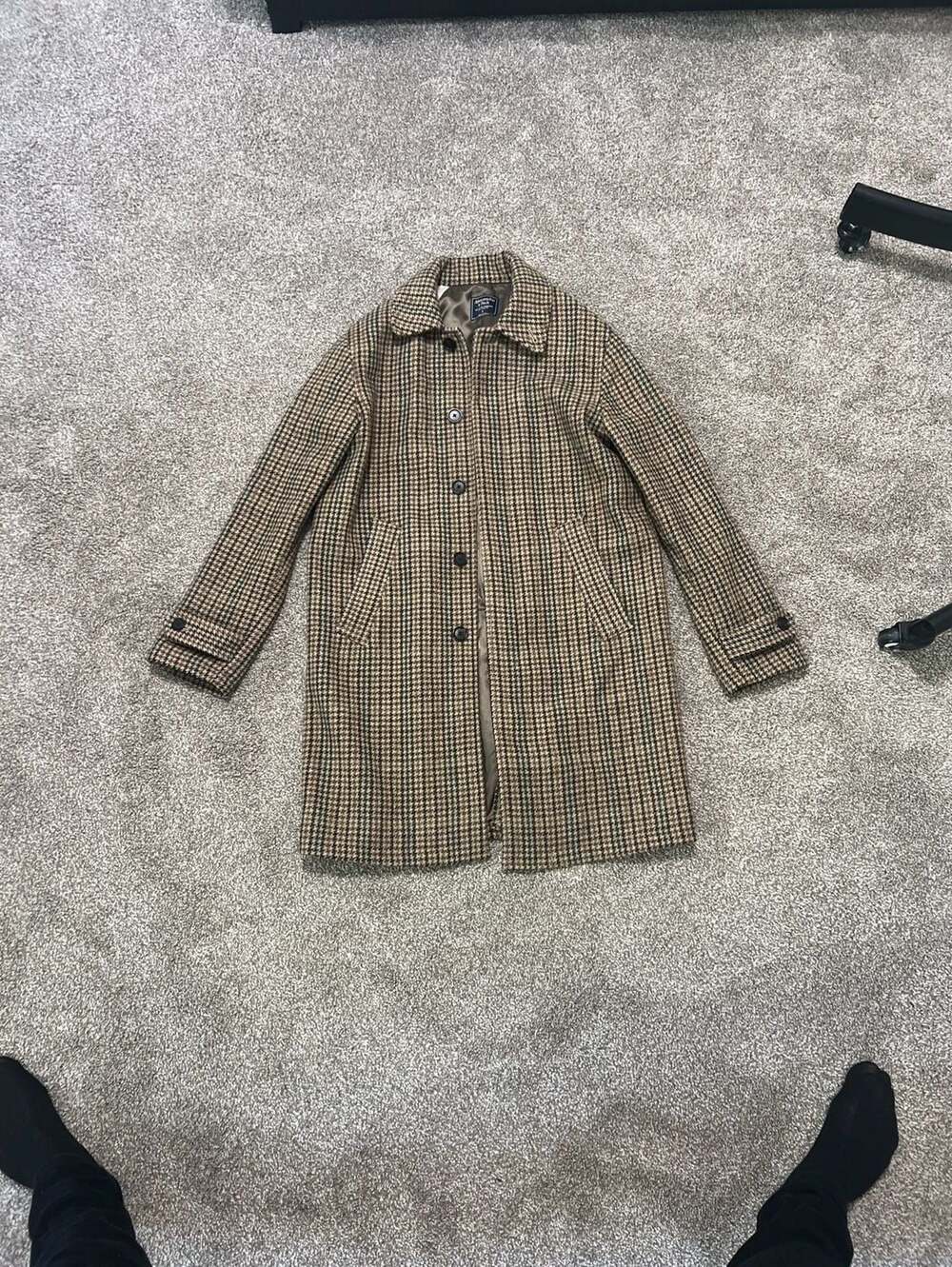Abercrombie & Fitch Houndstooth Mac Wool-Blend Coat